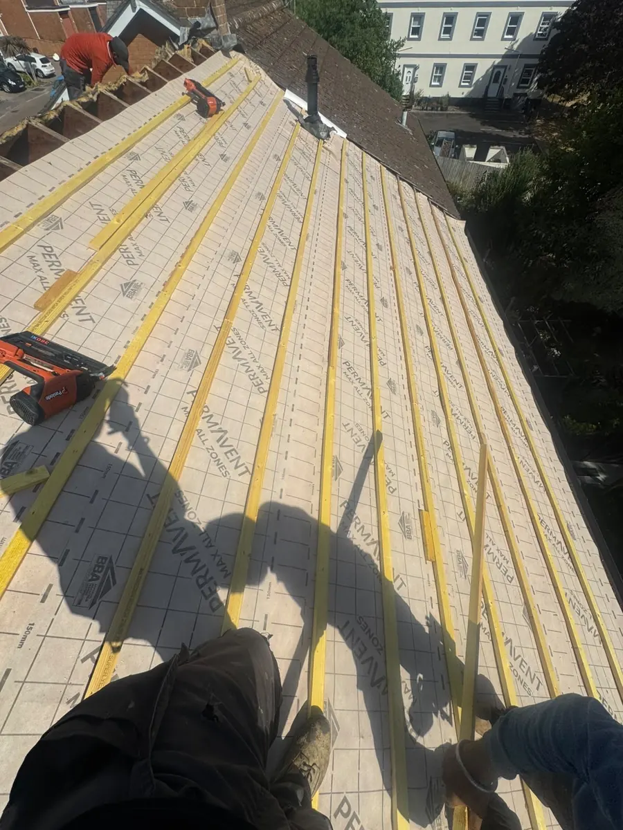 New membrane and battens laid ready for tiles, Dawn Roofs Ltd