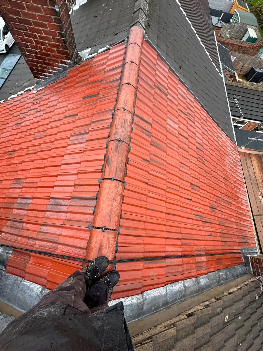 Red tile hip corner finished, Dawn Roofs Ltd