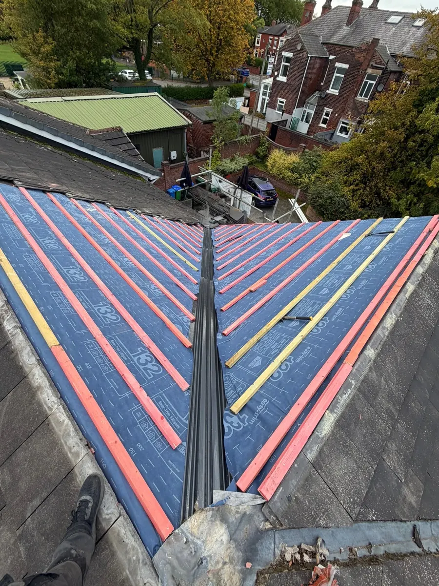 Roof valley re-battened over new membrane during a re-roof, Dawn Roofs Ltd